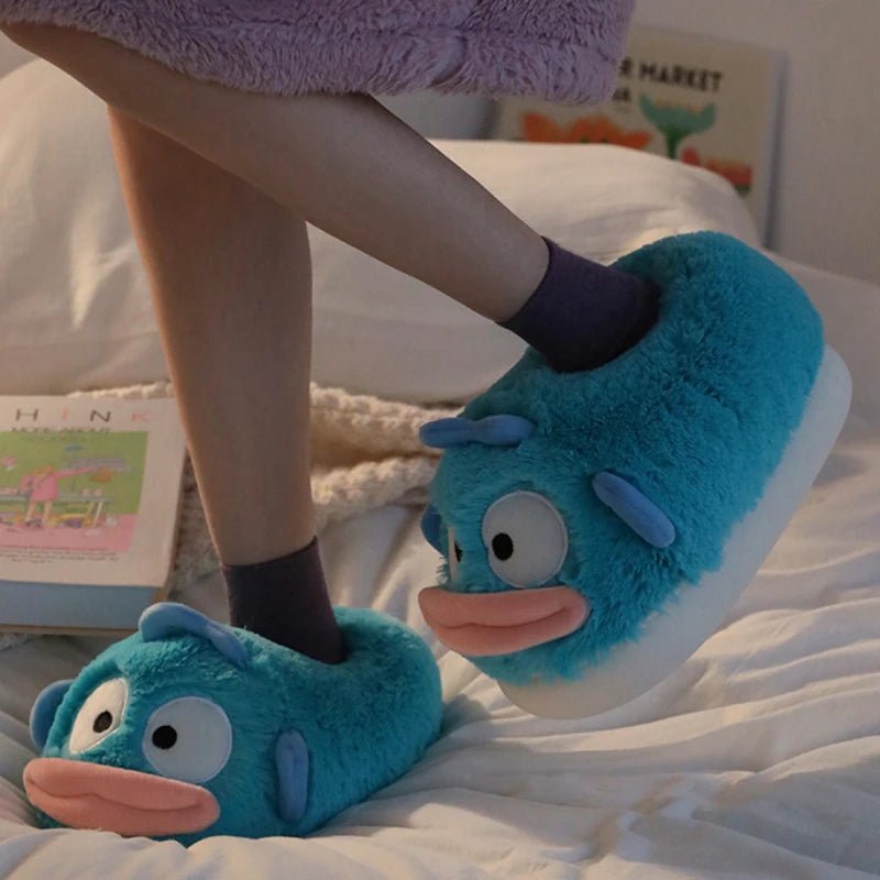 Cozy Cartoon Fish Plush Slippers, US Men 4-6/ Women 5.5-7.5 plush toy – – – Image 6 | Plushie Produce