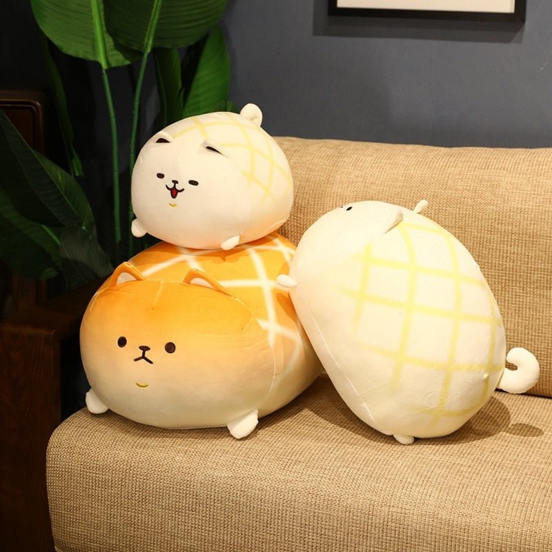 Plushie Dog as a Loaf of Bread, 12-20" | 30-50 cm plush toy – – – Image 1 | Plushie Produce