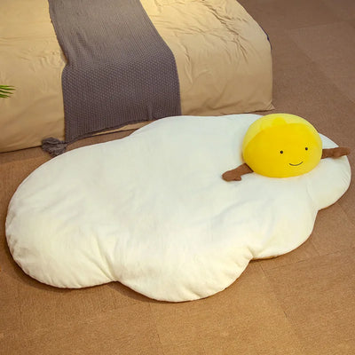 Cojín de suelo de huevo frito jumbo de peluche, 4.3-5.6'' | 1,3-1,7 metros