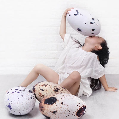Coussin en forme d'œuf de caille réaliste en peluche, 14" | 22 cm