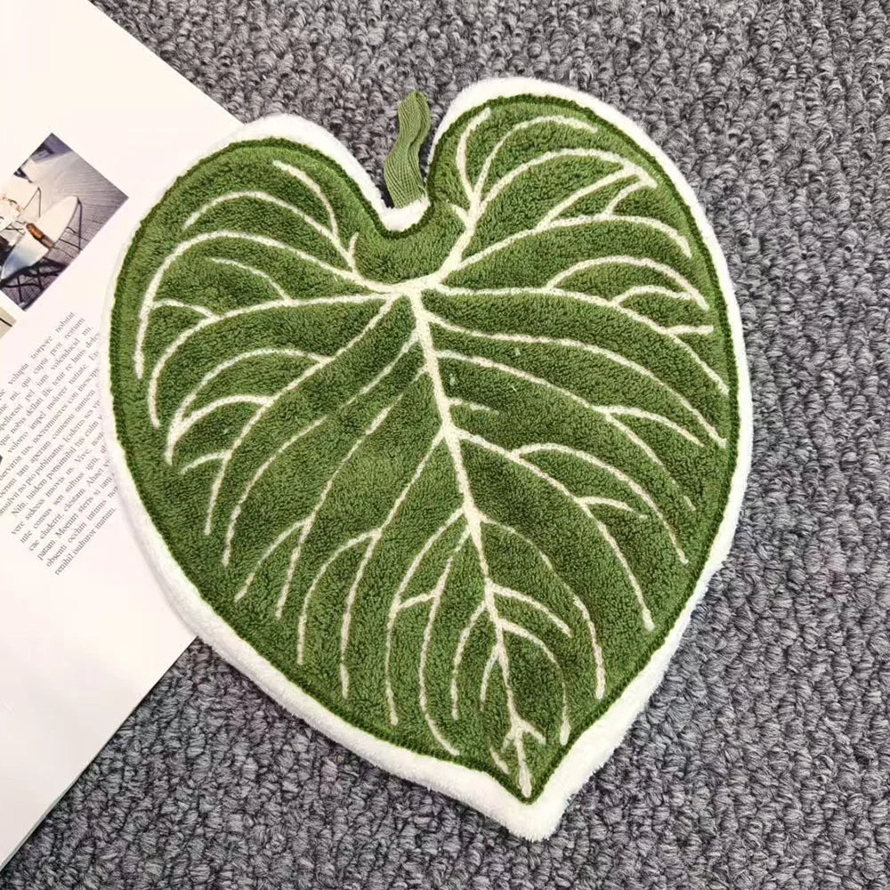 Leaf-Shaped Hand Towel – Hanging Kitchen Handkerchief