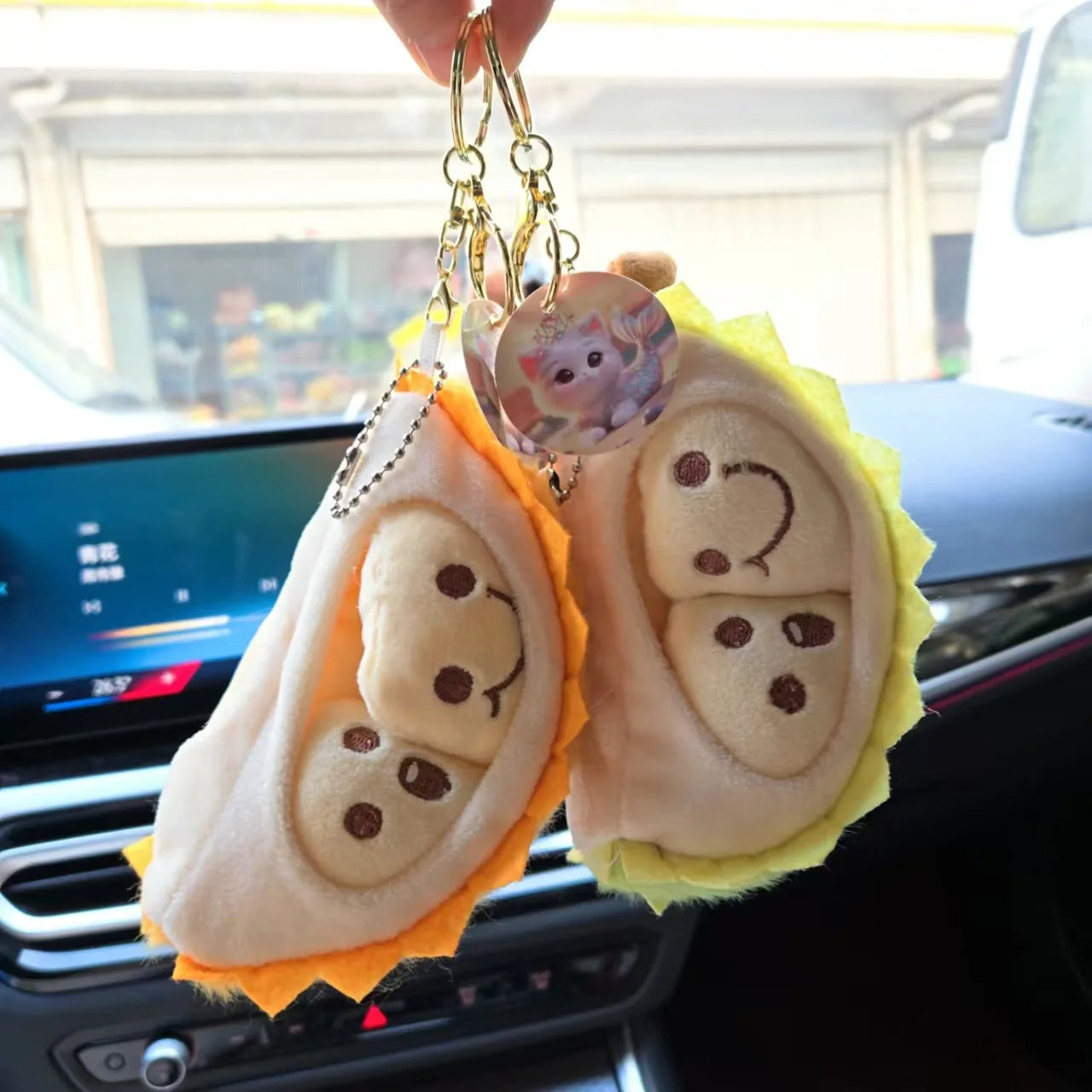 Giant Durian Decompression Plush Toy – Tearable Soft Fruit Doll