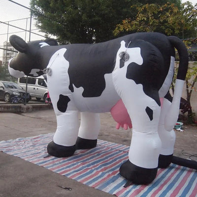 Vaca Inflable de Pie Realista – Decoración de Animal a Tamaño Real Personalizable