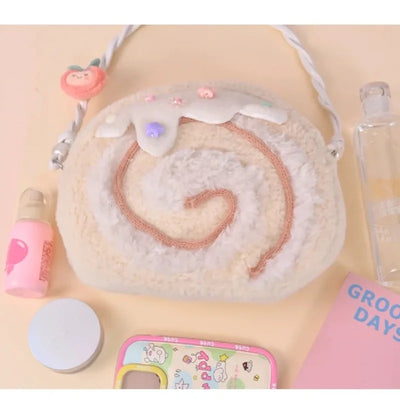 Cake Roll Plushie Shoulder Bag, 11"x9" | 28x23 cm plush toy – – – Image 4 | Plushie Produce