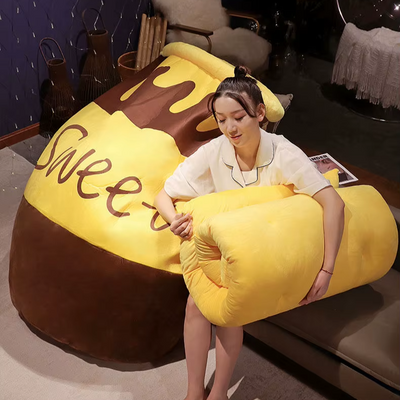Giant Honey Jar Sleeping Bag, 5.9' | 1.6 m plush toy – – – Image 7 | Plushie Produce
