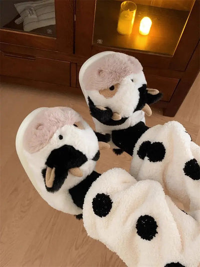 Plushie Cow Slippers, US Men 4-8.5/ Women 5.5-10 plush toy – – – Image 3 | Plushie Produce