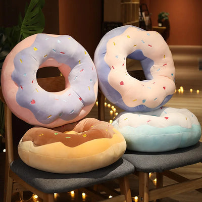 Plushie Donut Seat Cushion, 4 Colors, 1.5-2.3' | 45-70 cm plush toy – – – Image 2 | Plushie Produce