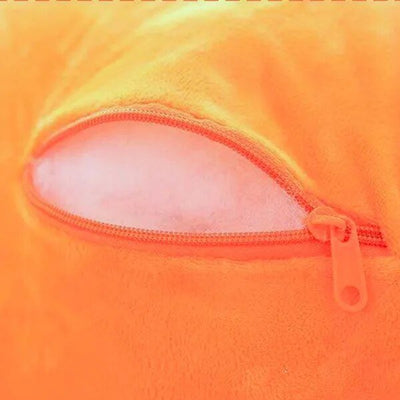 Plushie Giant Realistic Carrot, 2.5-3.6' | 75-110 cm plush toy – – – Image 3 | Plushie Produce